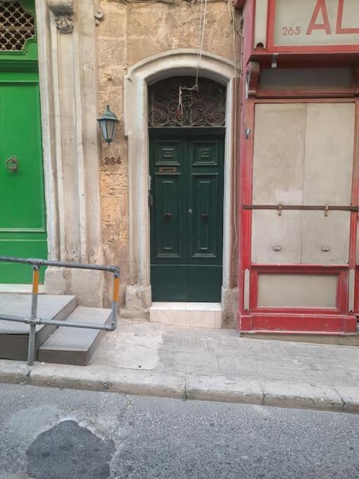 Juf- Juliana'S Unique Townhouse Lejlighed Valletta Eksteriør billede